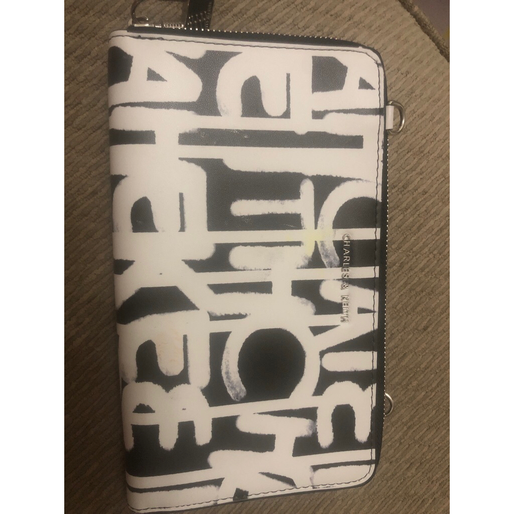 charles$keith wallet