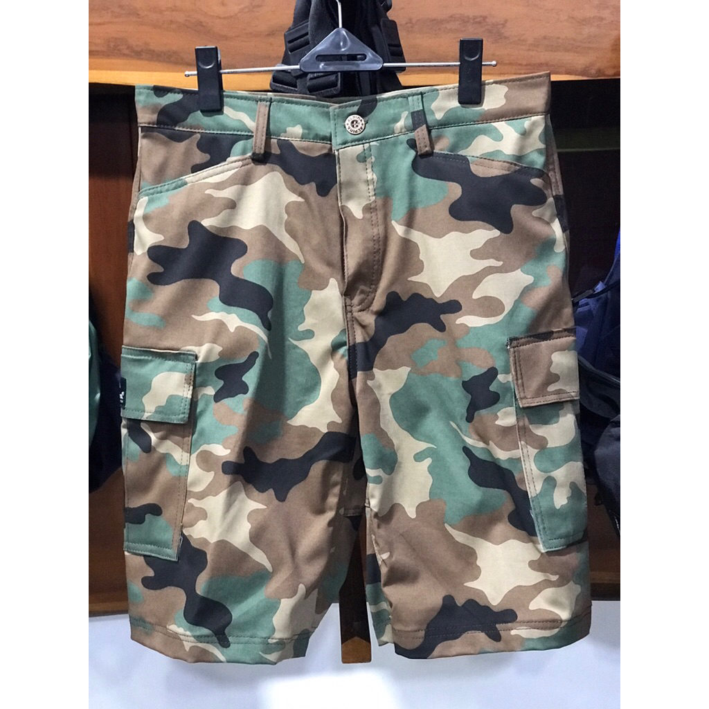 Celana Pendek Loreng Alpina nomor 37/38/39/40