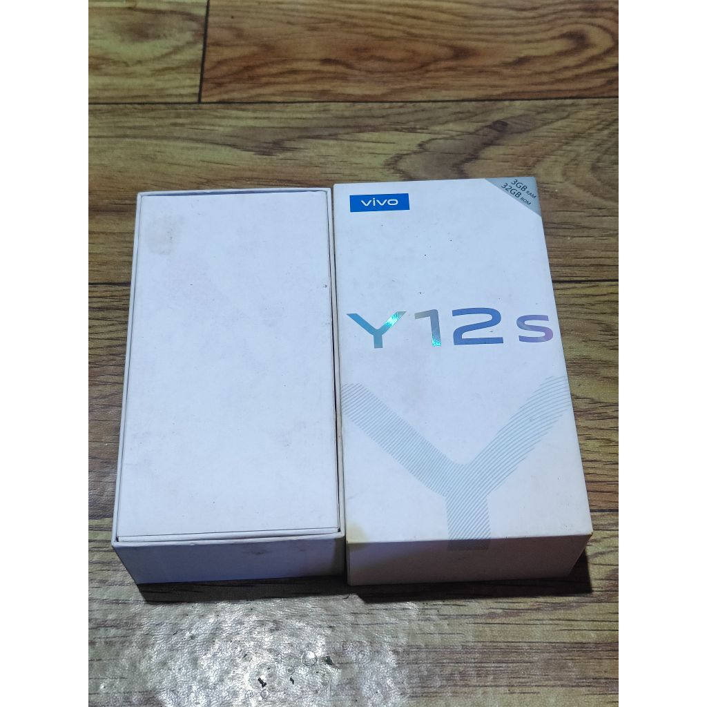 

KARDUS DUS BOX HP VIVO Y12S KONDISI SESUAI DI FOTO