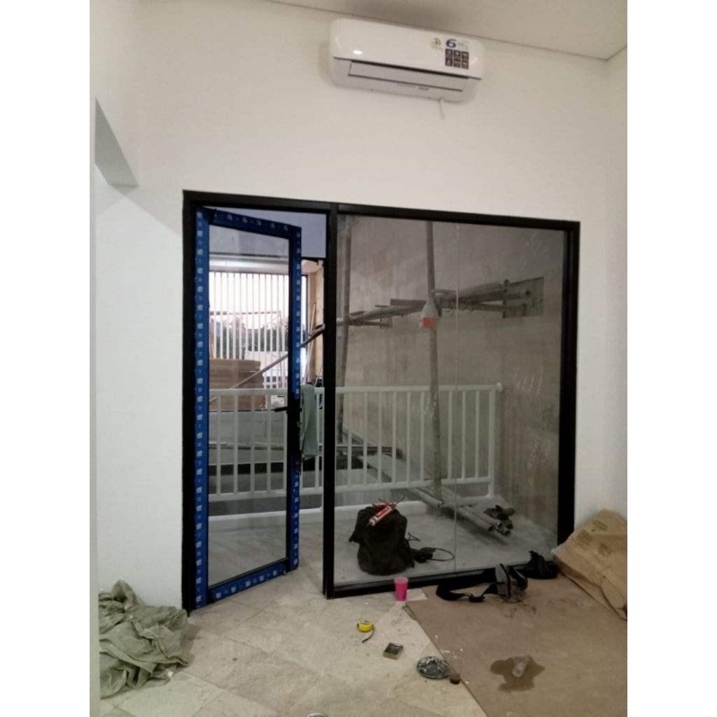 Pintu Aluminium YKK dan kaca mati ukuran custom