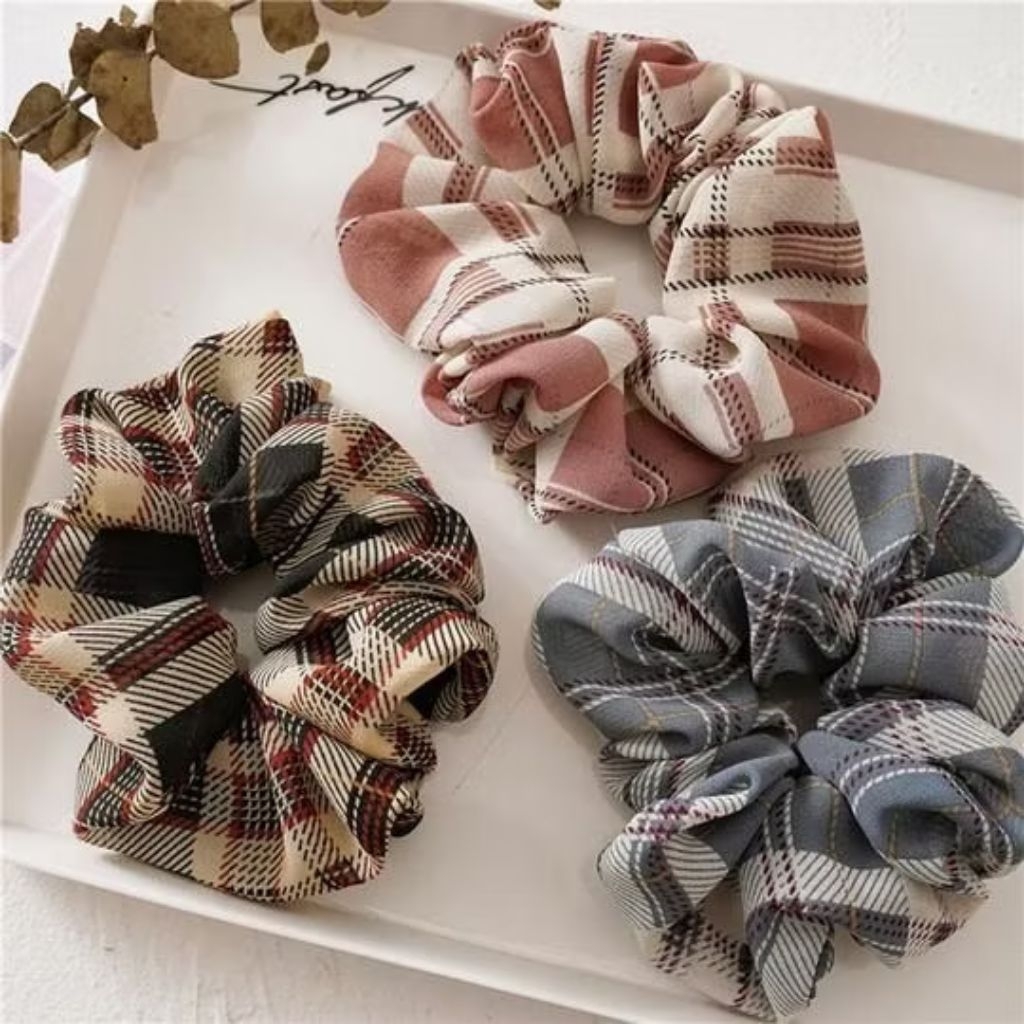 Ikat Iket ikatan iketan kucir rambut scrunchie korea