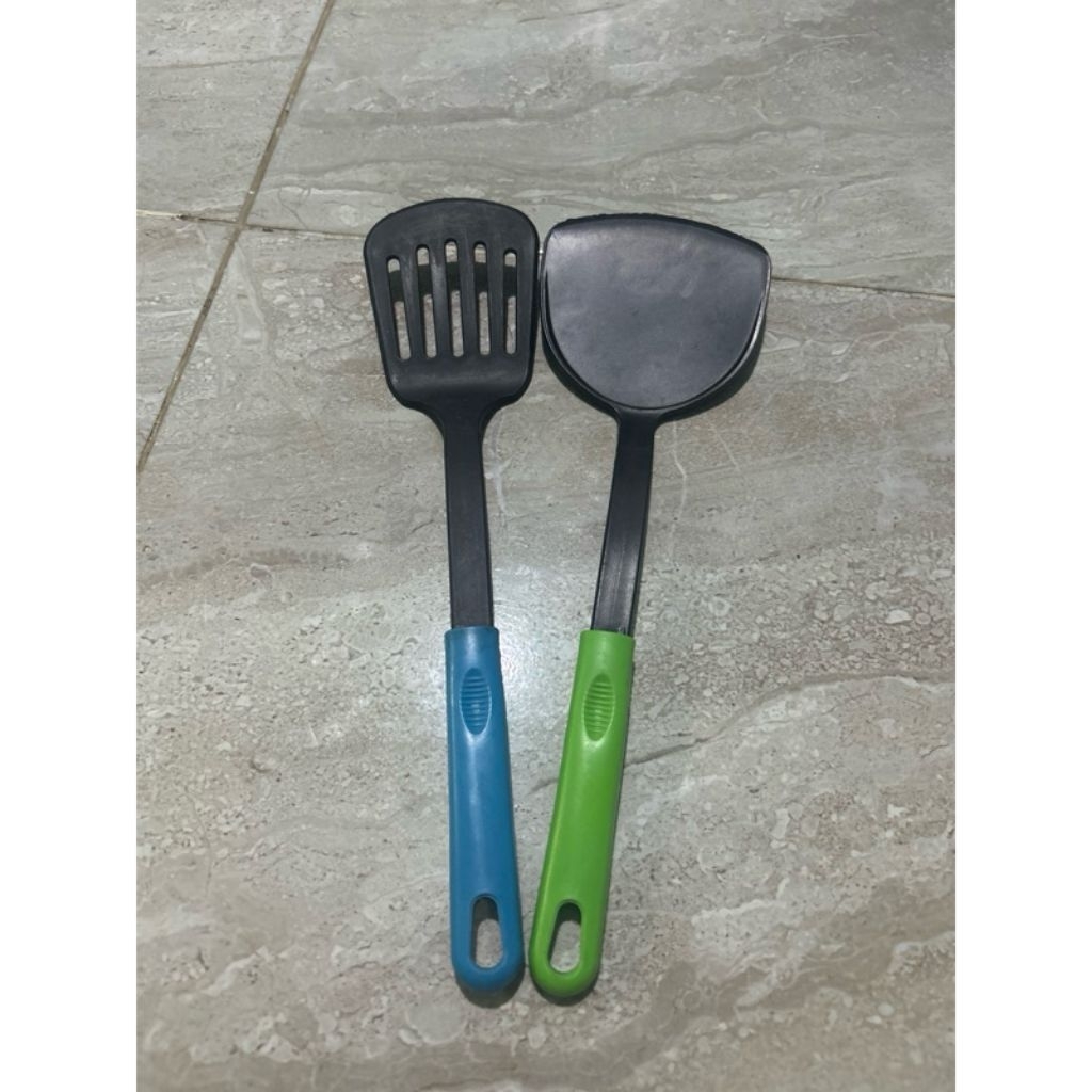 SUTIL / SUKRINJING / SPATULA PLASTIK ANTI GORES TAHAN PANAS COCOK UNTUK TEFLON