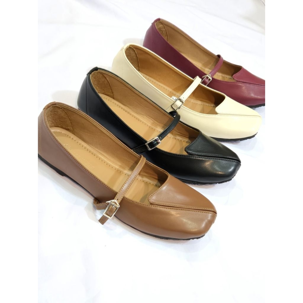 YONGYOHANA - Tabi Maison Sepatu Kerja Elegan Wanita / Flat Shoes Wanita Casual Kekinian