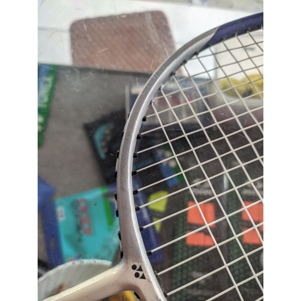 Servis Raket Patah Bahan Carbon