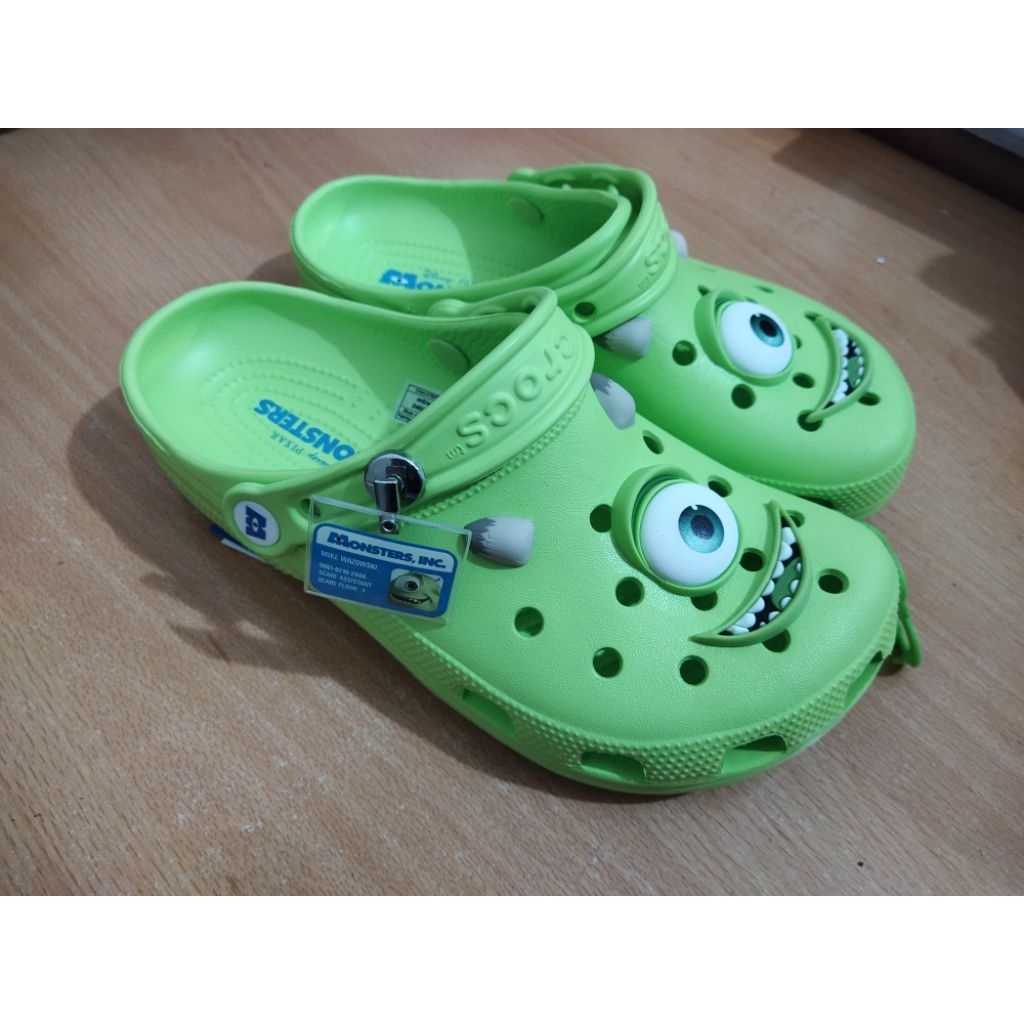 Sandal Dewasa Crocs Monster INC Clog / Sandal Dewasa / Dewasa / Sandal crocs / Crocs / Crocs Dewasa