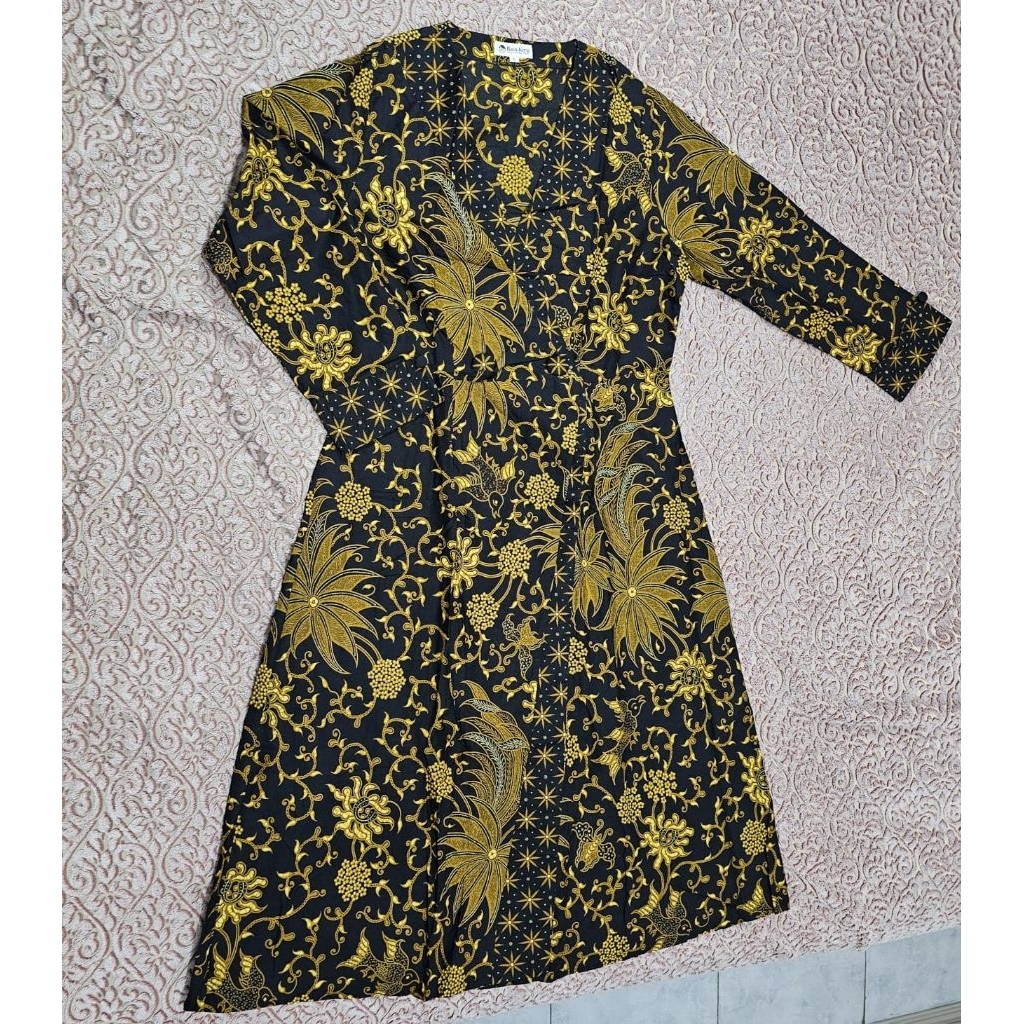 Outer Mididress Batik Keris Wanita 
