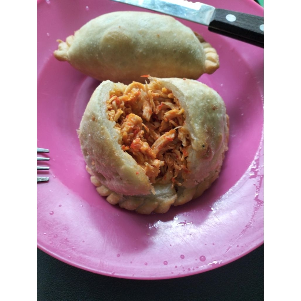 

cireng ayam suwir dan cireng baso