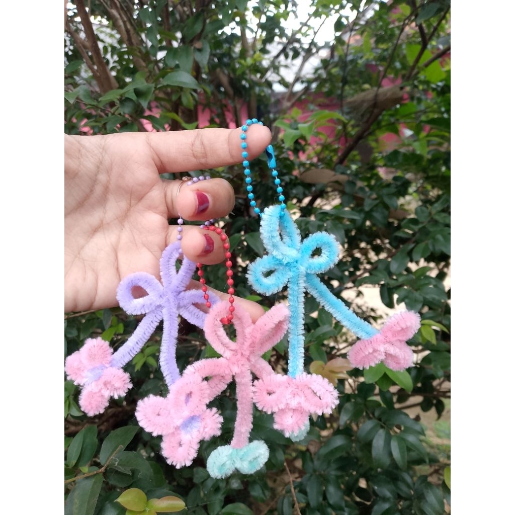 gantungan kunci, gantungan tas ,hp ,kawat bulu