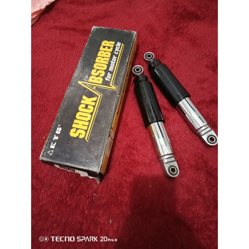 SHOCK BELAKANG SUZUKI CRYSTAL ORIGINAL KAYABA