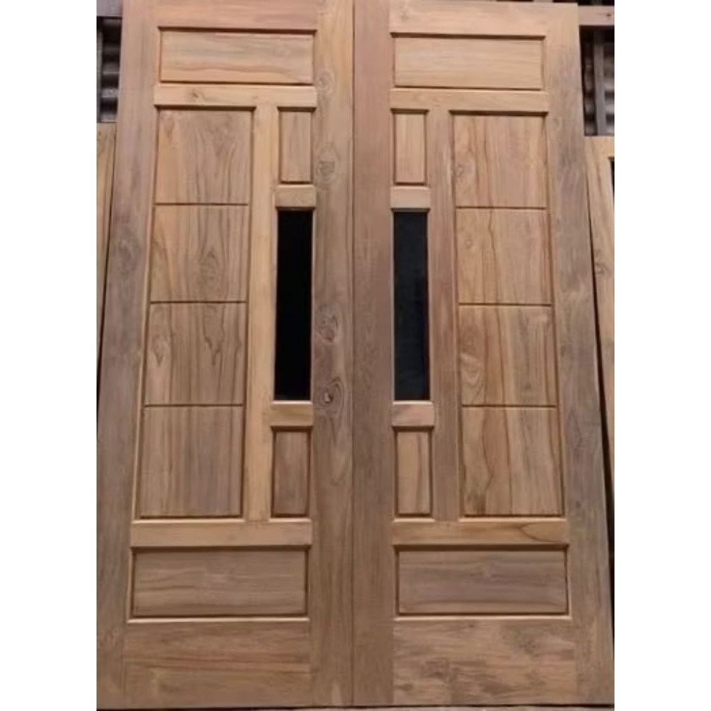 Pintu kupu tarung dan kusen