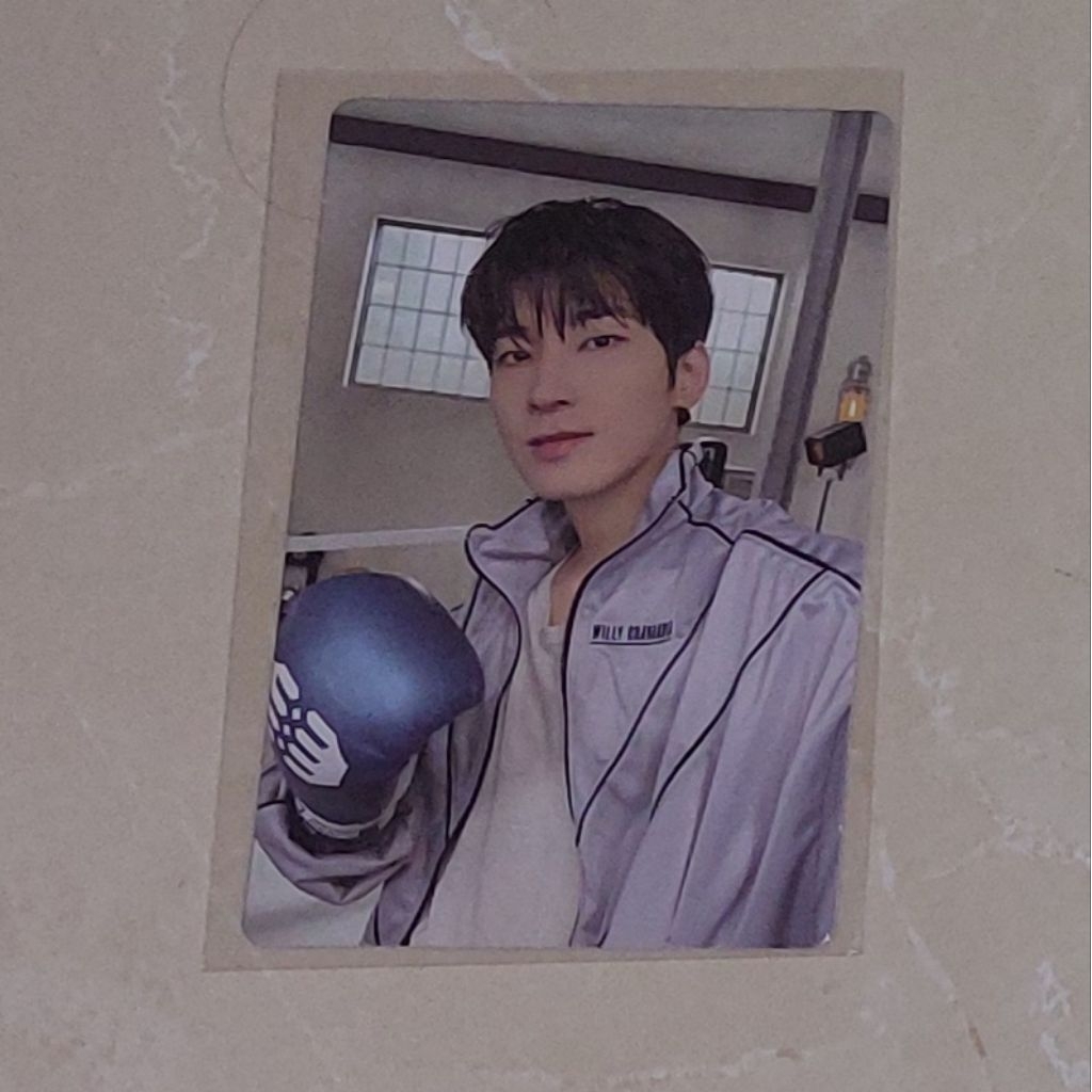 PHOTOCARD OFFICIAL WONWOO BOXING