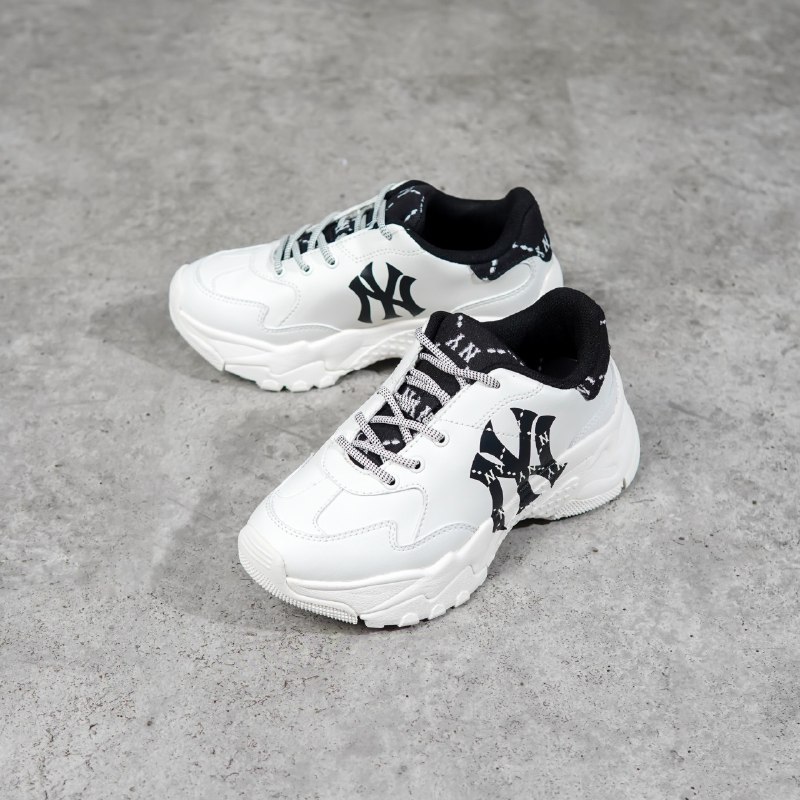 Sepatu MLB NY MONOGRAM LOGO SIDE BLACK IVORY WHITE RYTON SNEAKER 100% ORIGINAL