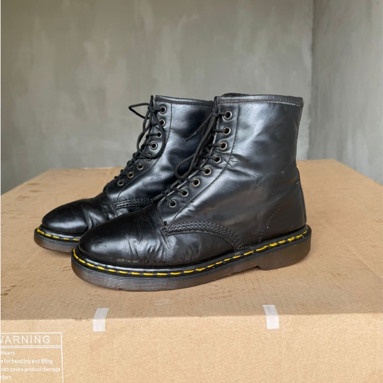Dr Martens 1460 Blacksmooth MIE size 40