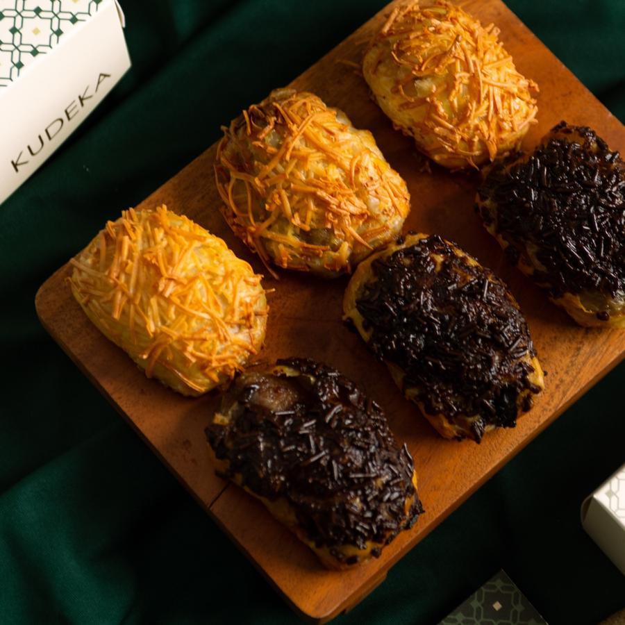 

Pisang Bolen Coklat Keju Pastry KUDEKA oleh oleh khas bandung Kudeka Pisang Bolen