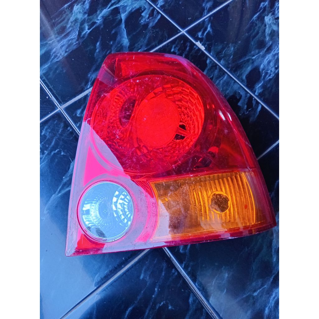 stoplamp lampu belakang hyundai accent verna sebelah kanan