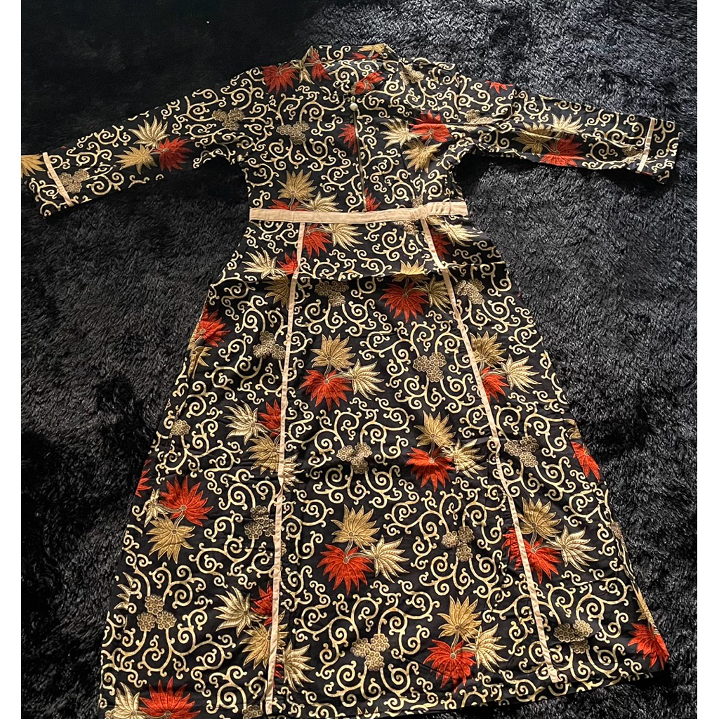 PRELOVED Baju Atasan Gamis Batik Perempuan bb 45-60kg | rok span