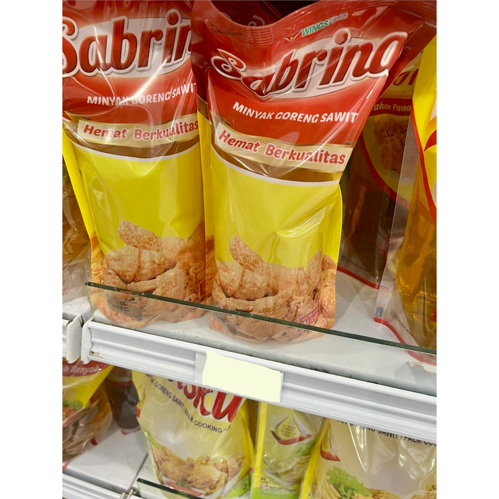

Minyak goreng sabrina refil 1L