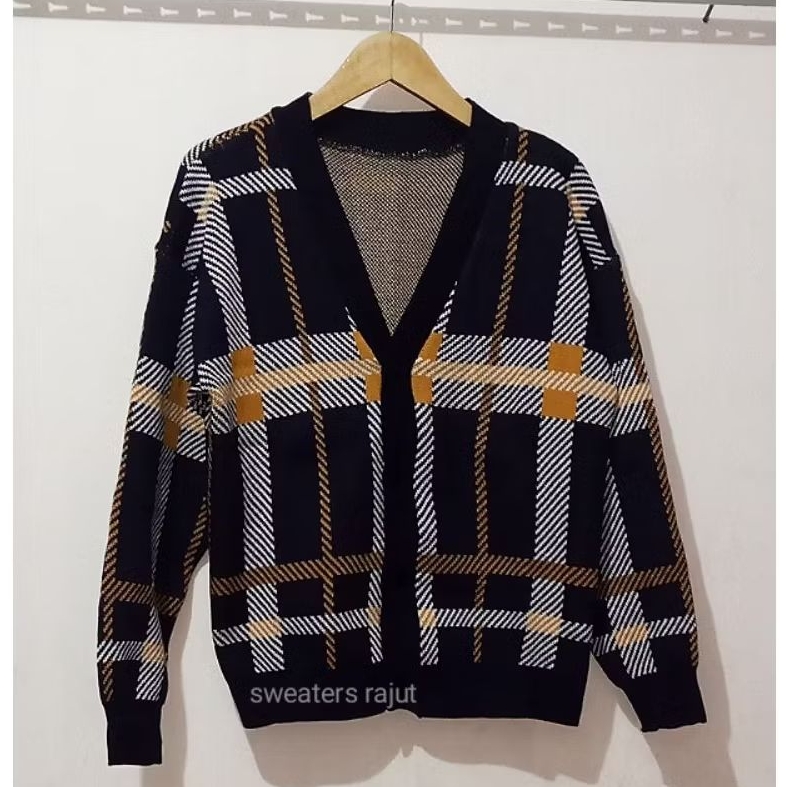sweater cardigan wanita motif salur garis-garis