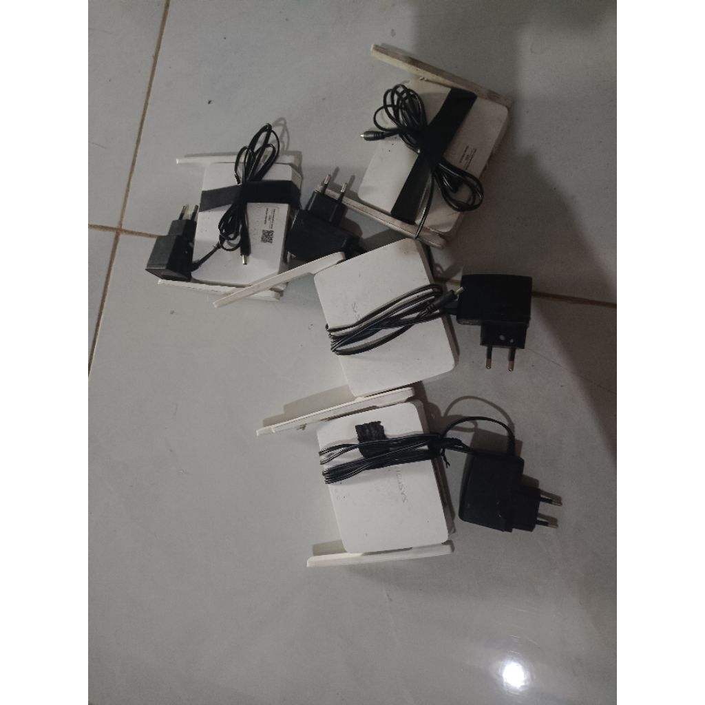 Router bekas normal adaptor