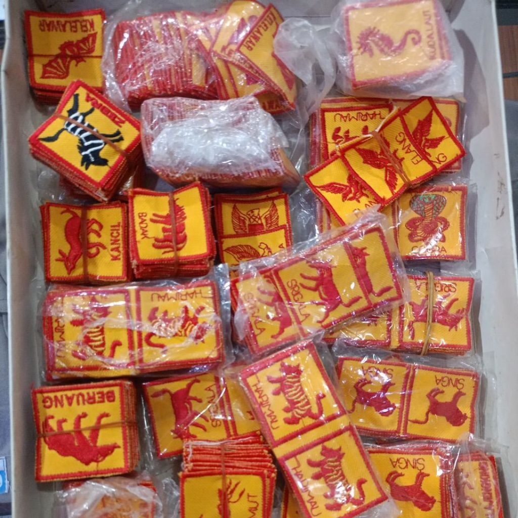 Tkk-atribut_pramuka_betregu_cewecowo