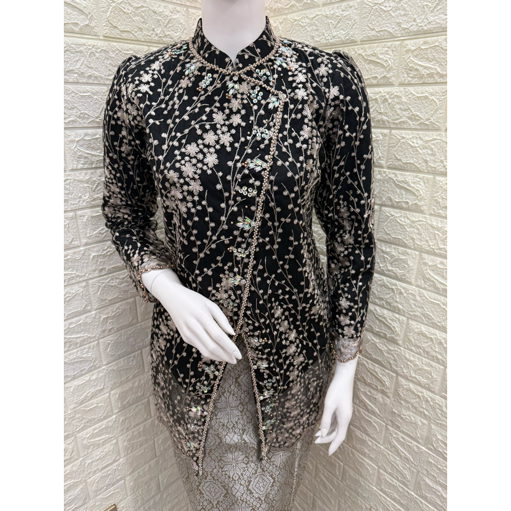 YZ4 kebaya Janggan 1 tile payet jahit tangan