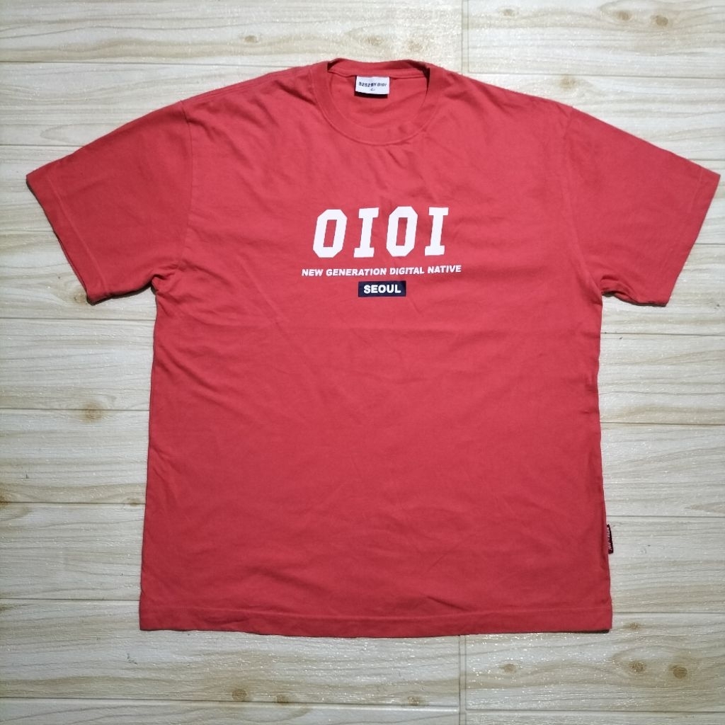 921. T Shirt Kaos OiOi Size L P74  LD112
