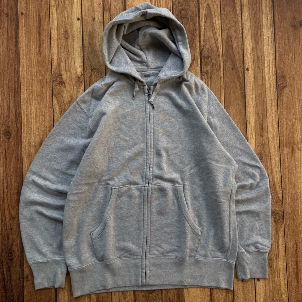 Hoodie Zipper Uniqlo Abu