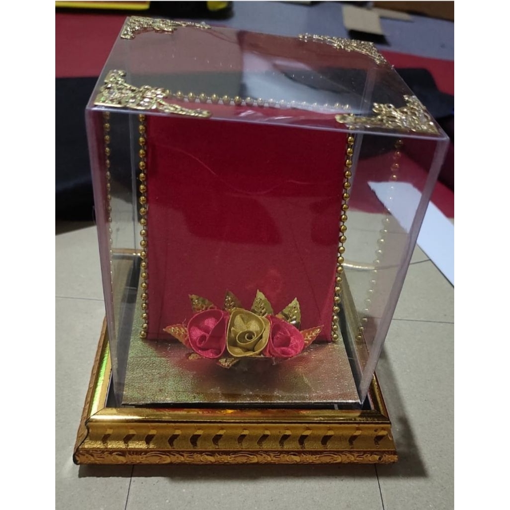 kotak tempat mahar pernikahan logam mulia