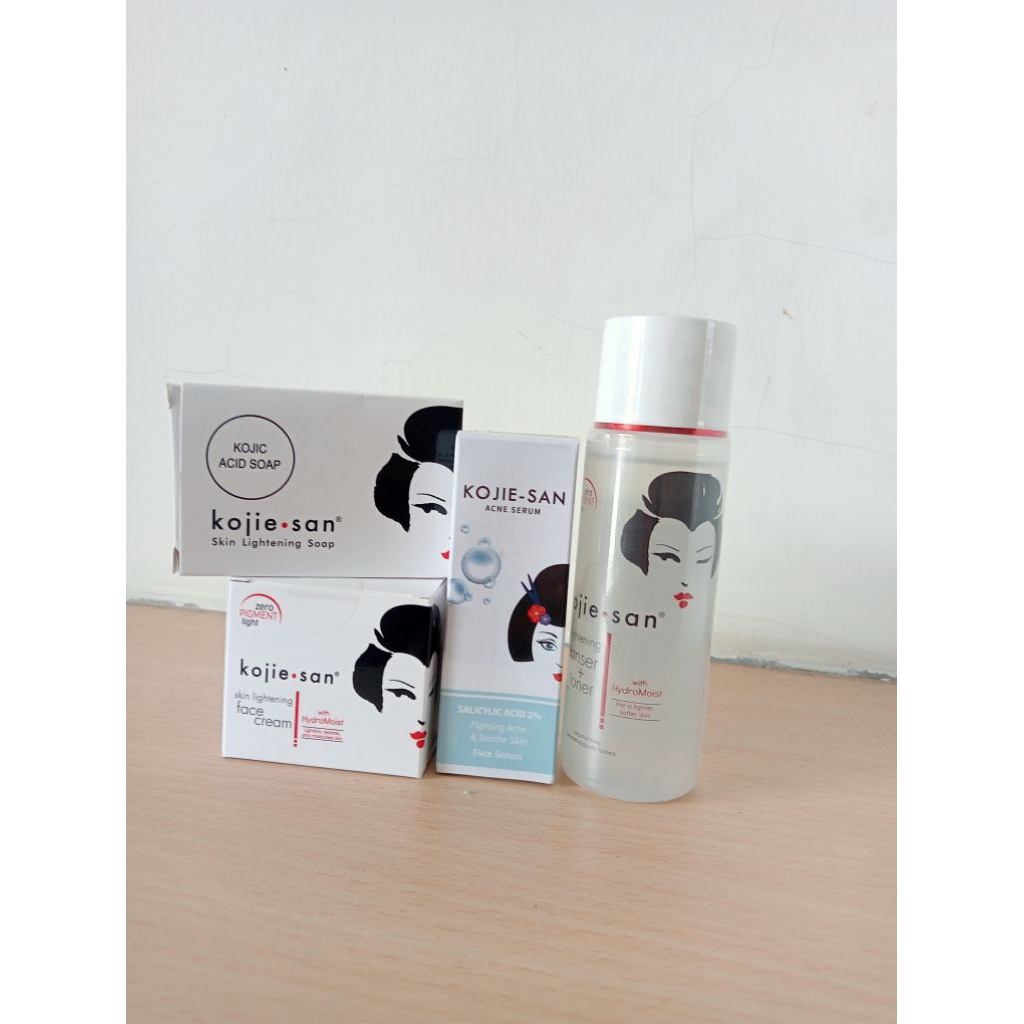 PAKET KOJIE SAN 4 in 1 / KOJIE SAN SKINCARE