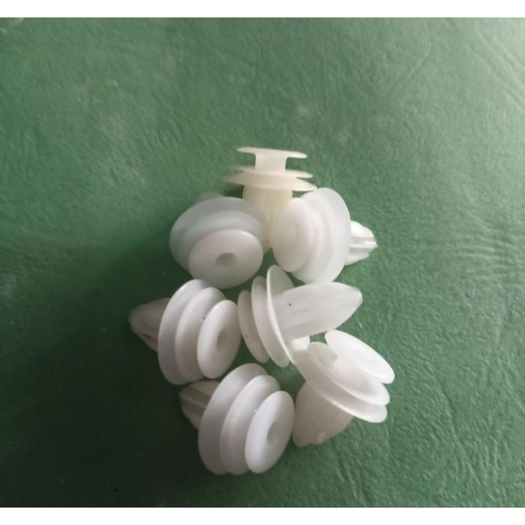 klip plastik body mobil