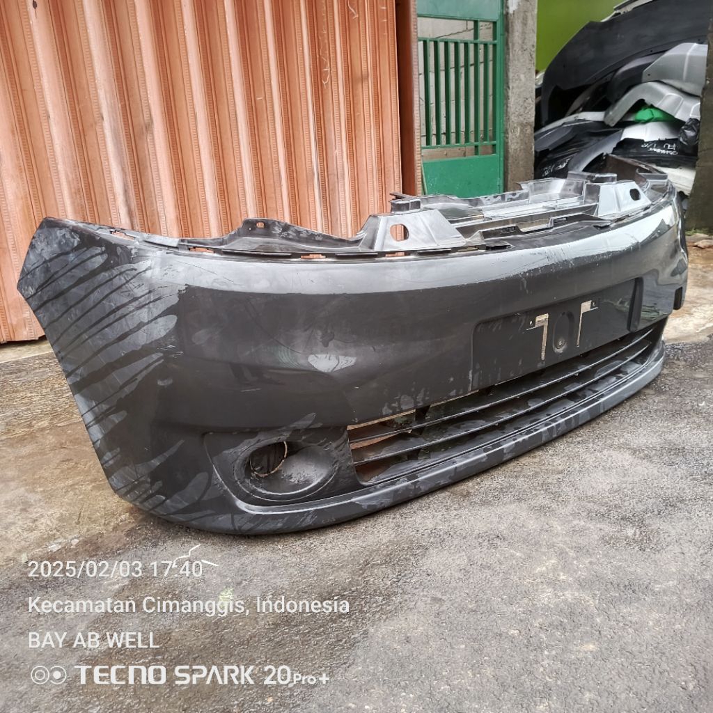 Bemper Depan Nissan Evalia original