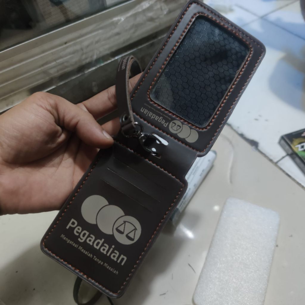 

name tag pegadaian nametag Kaling lencana