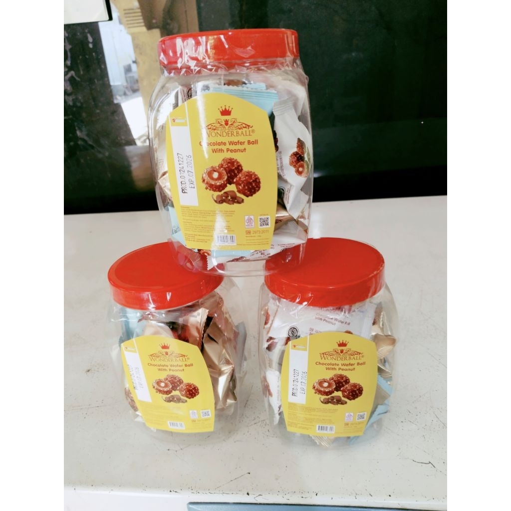 

chocolate wonder ball