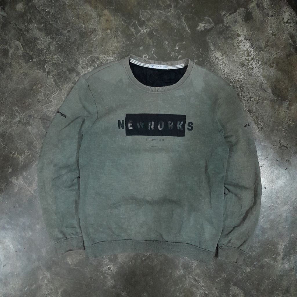 FAST FISH CREWNECK SAGE GREEN