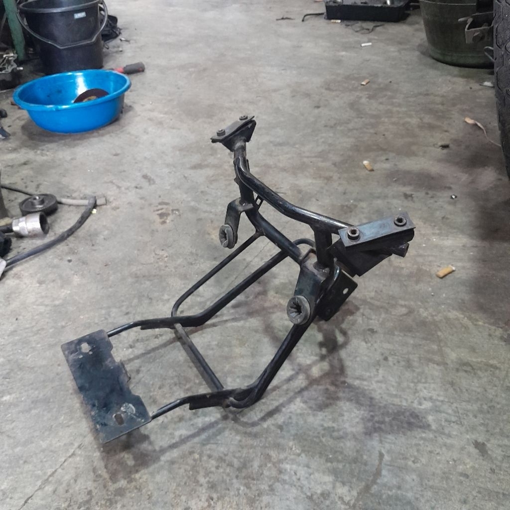 braket lampu depan cbr250r kyj