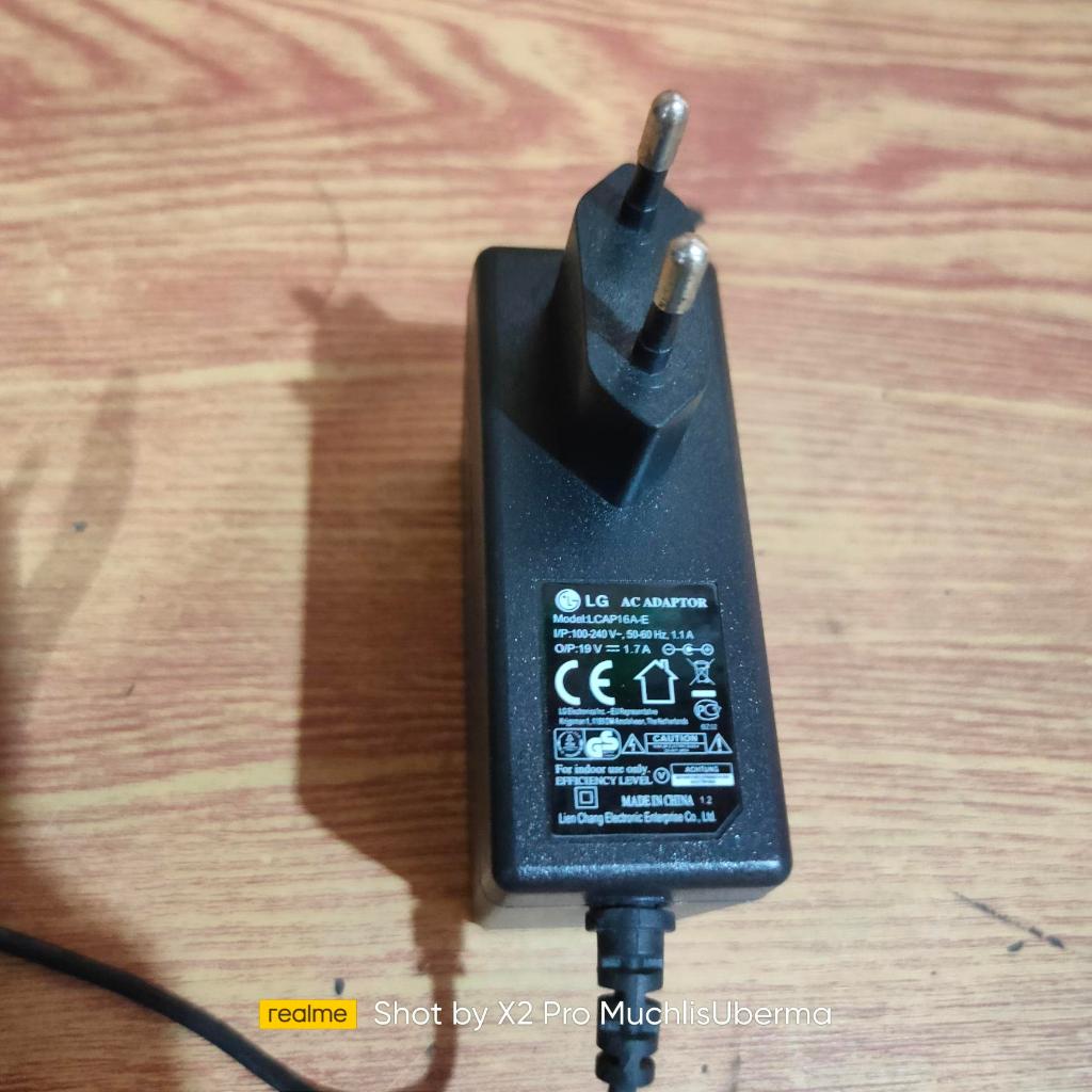 Adaptor LG AC Adaptor LCAP16A-E 19V 1.7A Adapter