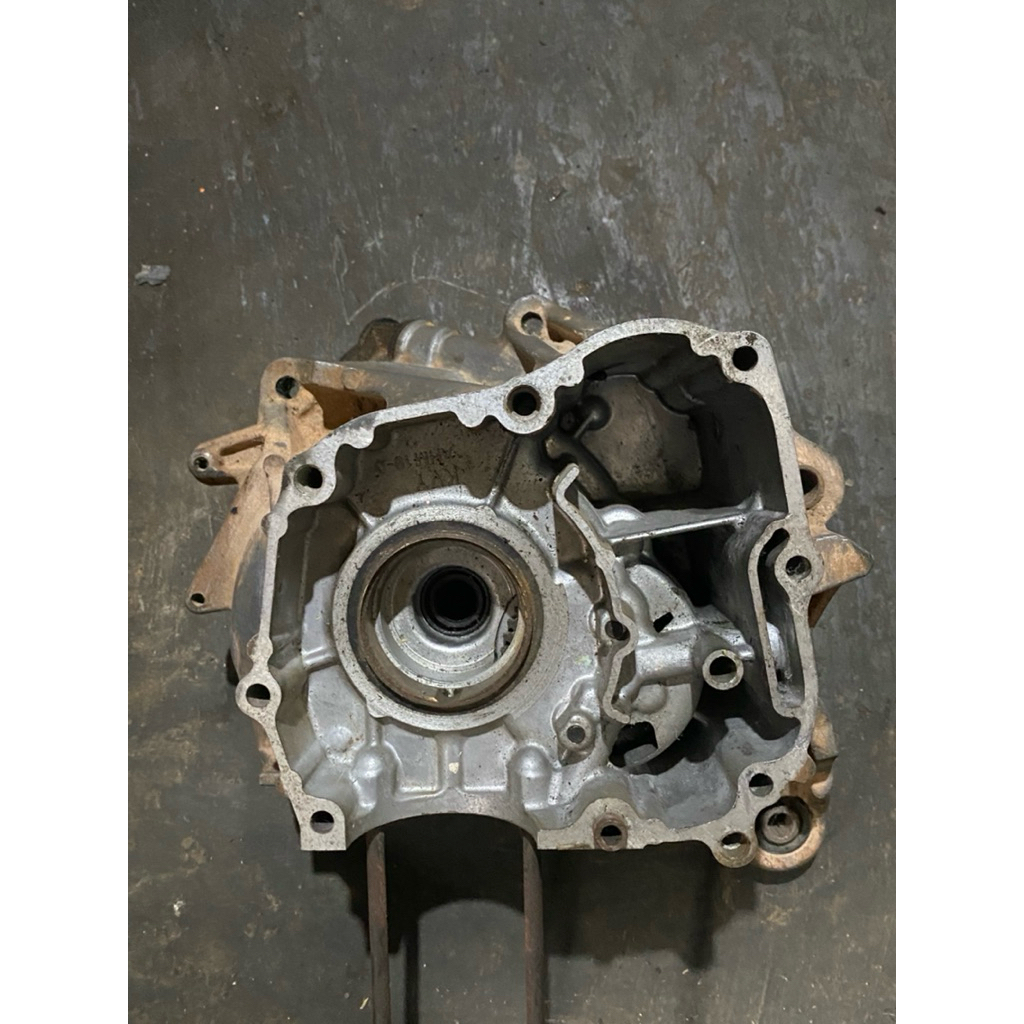 Krankes Kanan Kalter Kanan Blok Oli Honda Beat Karbu Scoopy Karbu KVY Original Copotan