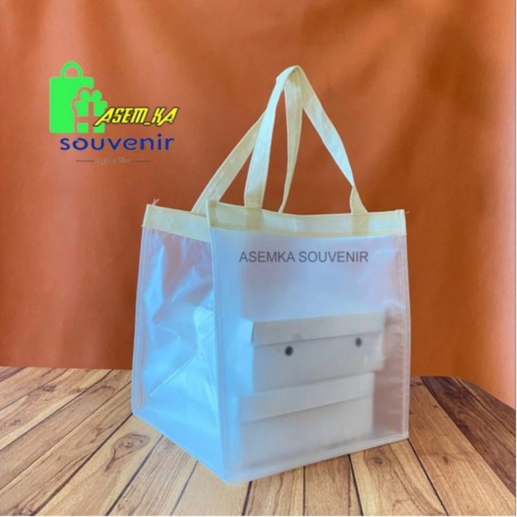 

Tas Hajatan Aqiqah Wedding Box Mika Warna Cream