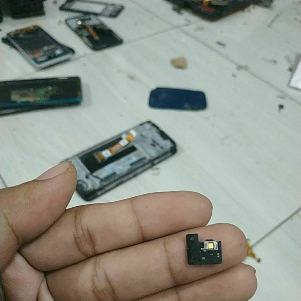 lampu LED bekas Oppo a54