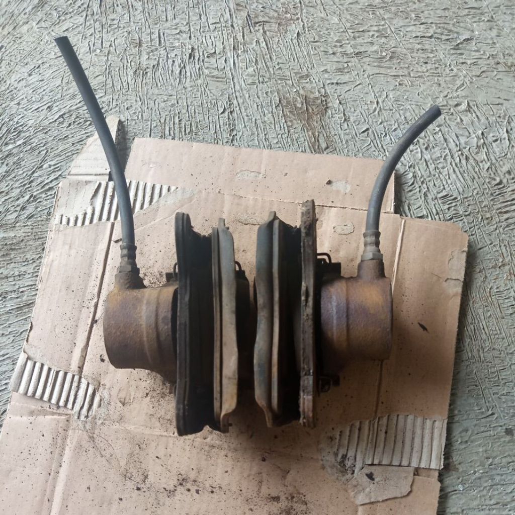 kaliper cakram Mazda vantrend set