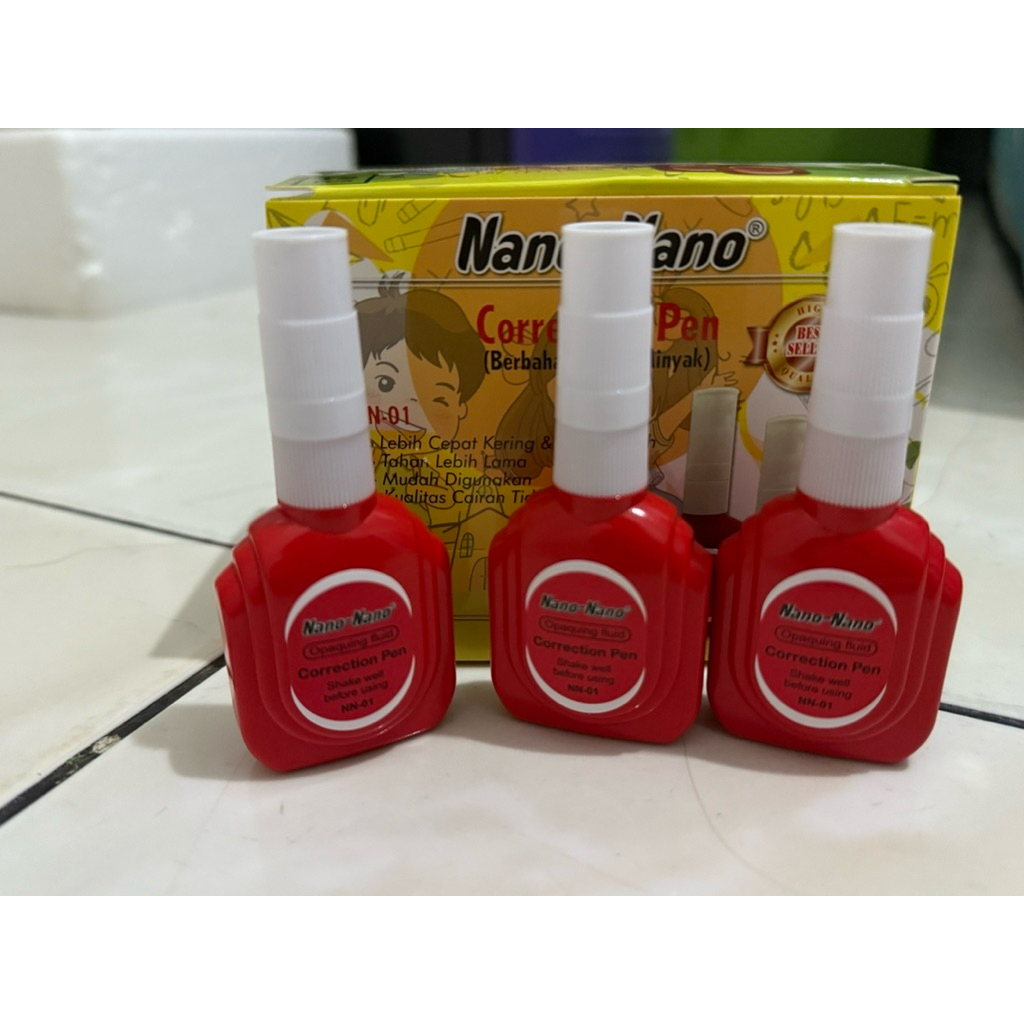 

Tip Ex Cair / Correction Pen , Merek Nano-Nano ( 1 Buah )