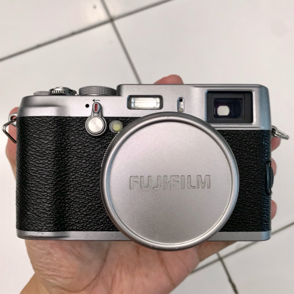 Fujifilm X100