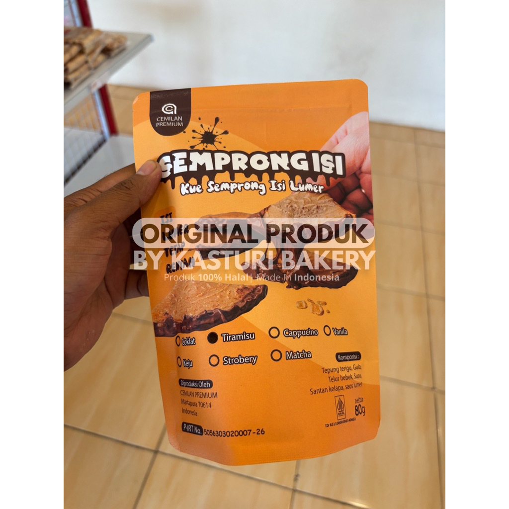 

Semprong lumer Isi Tiramisu