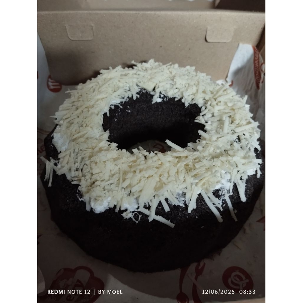 

BOLU KETAN HITAM LUMER