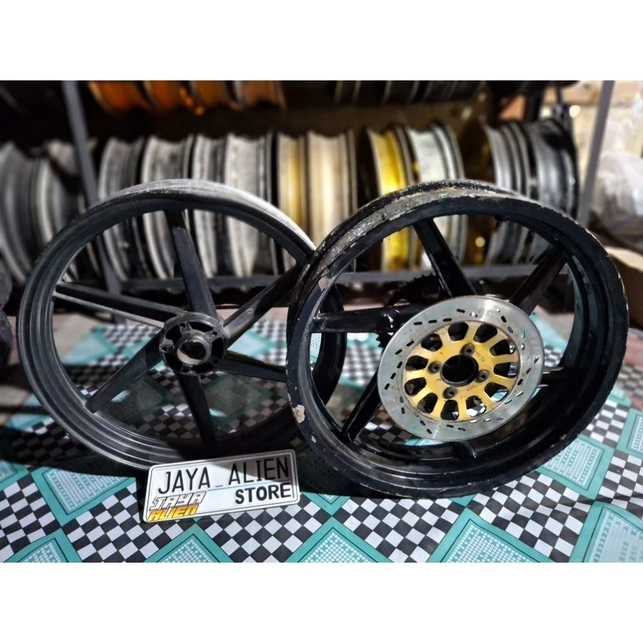 Velg Pelek Tapak Lebar Eks Motor Tiger Revo Double Disc Ukuran Ring 17