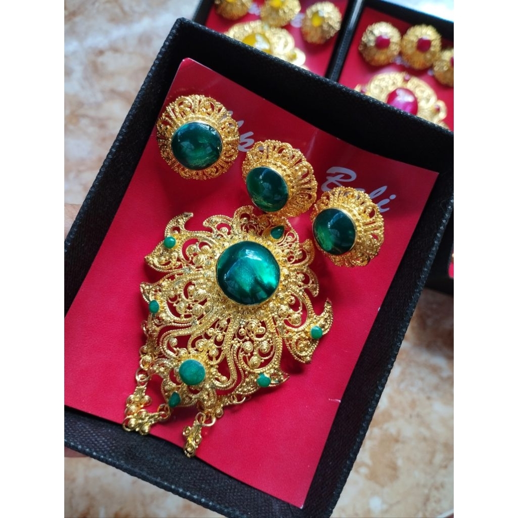 bros alpaka bali lapis emas