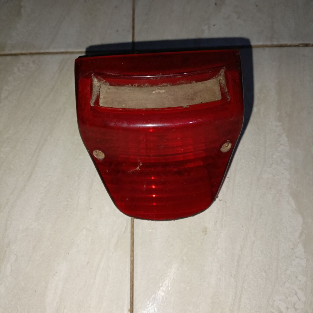 STOPLAMP LAMPU BELAKANG SUZUKI STINGER PNP SUZUKI RAIDER