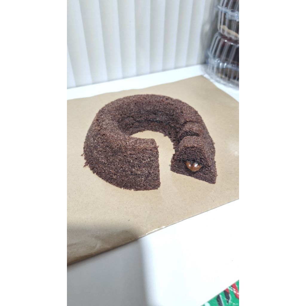 

HOMEMADE FRESH Bolu Ketan Hitam Keju atau Coklat Lumer Lembut
