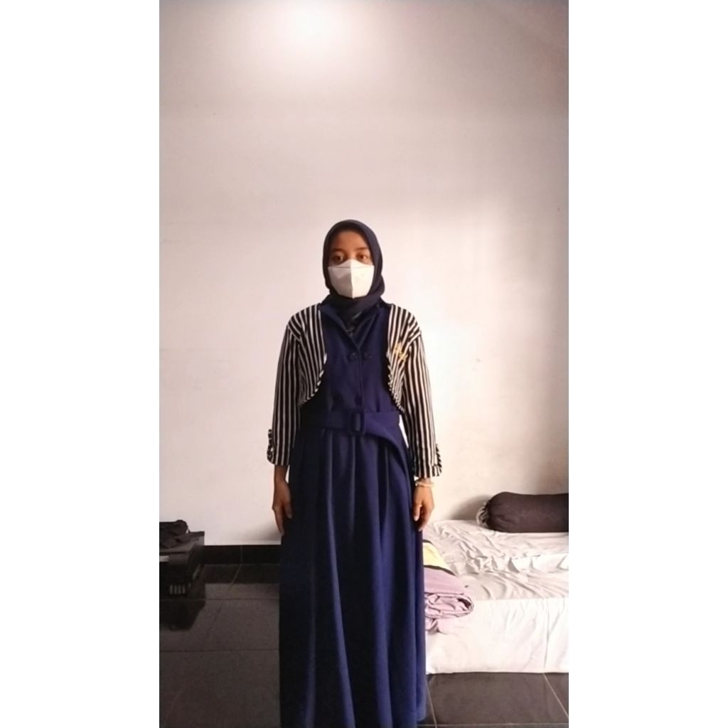 baju wanita dewasa uk s atau m  baju formal pesta msh cantik bgt  bekas pakai kondisi bagus