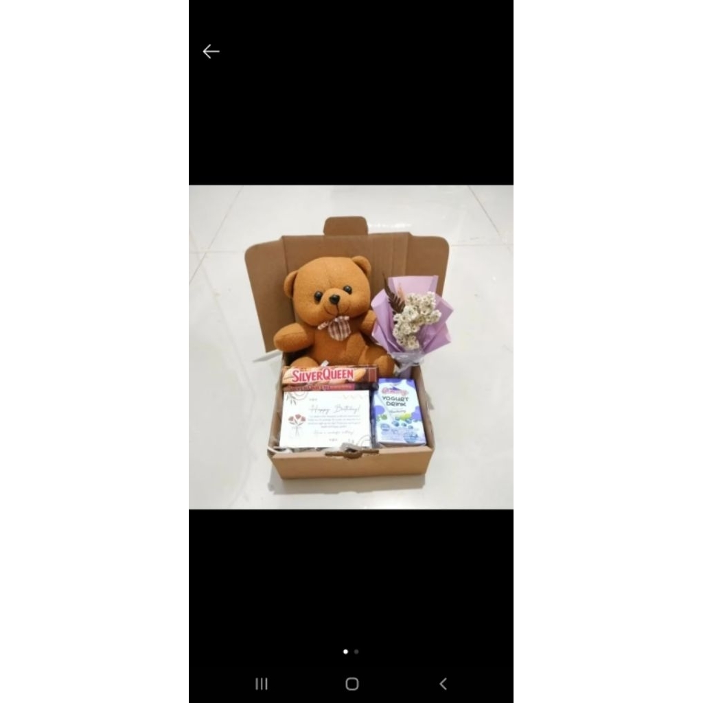 

HAMPERS CUSTOM